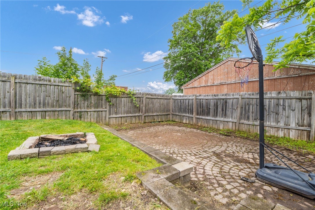 5002 Lincoln Avenue, Parma, Ohio image 38