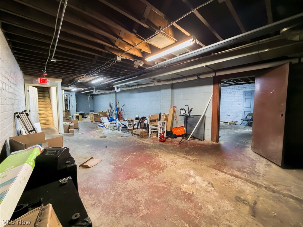 Canton - Commercial Sale