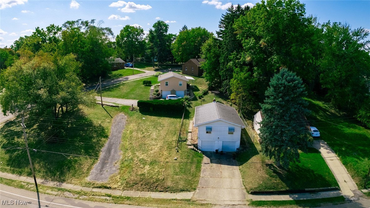 306 E State Street, Barberton, Ohio image 3