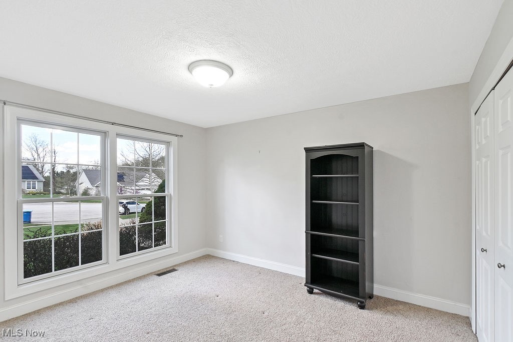1366 Nicholas Drive, Kent, Ohio image 16