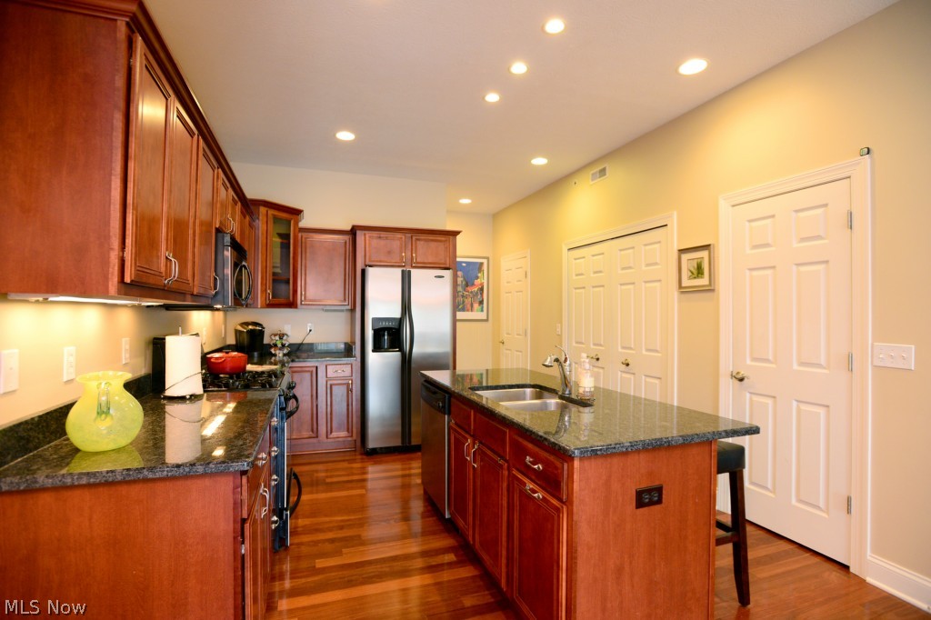 Rosewood Place Condo - Residential