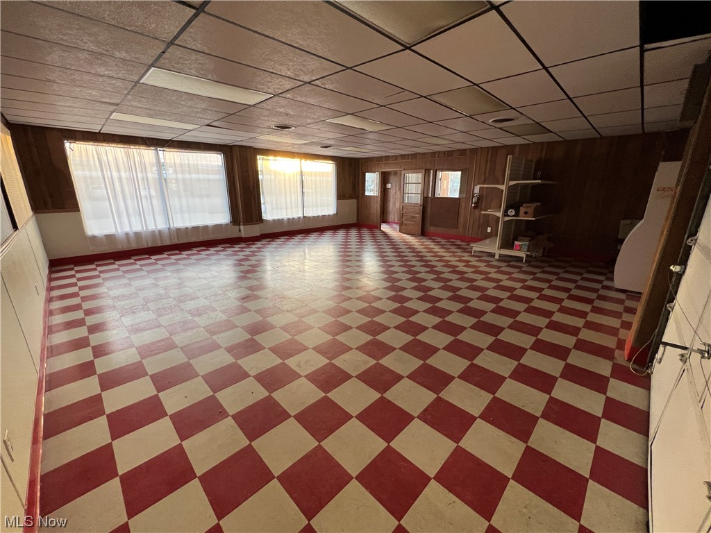 Dover - Commercial Lease