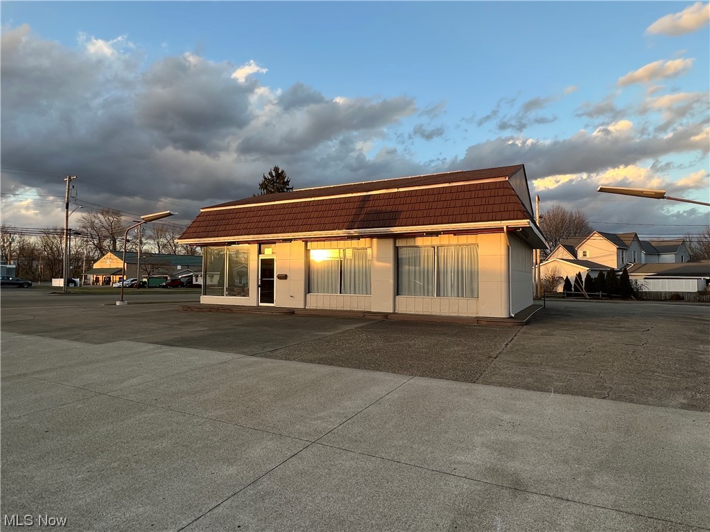 Dover - Commercial Lease