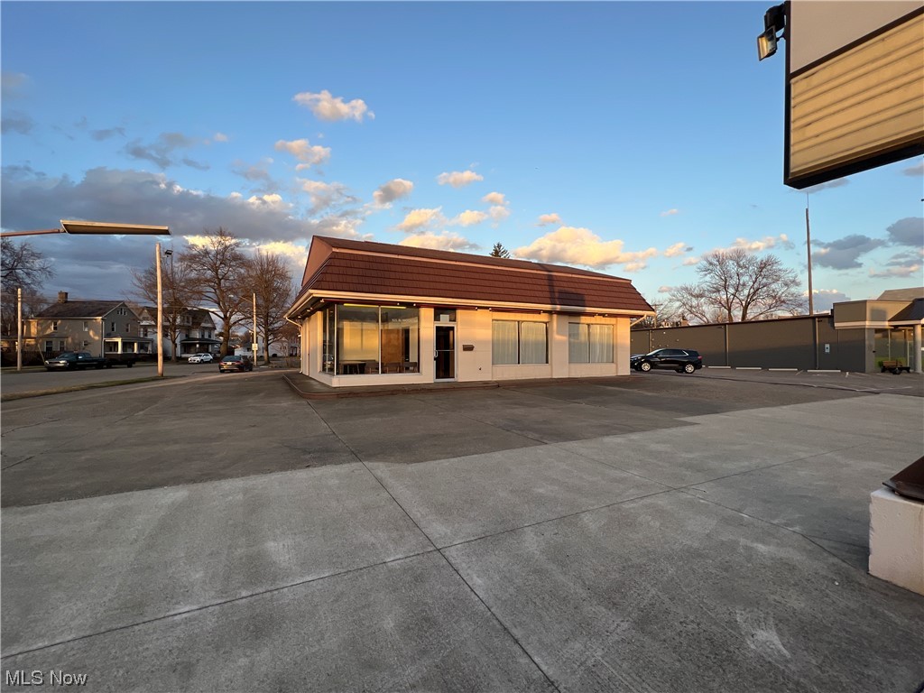 Dover - Commercial Lease