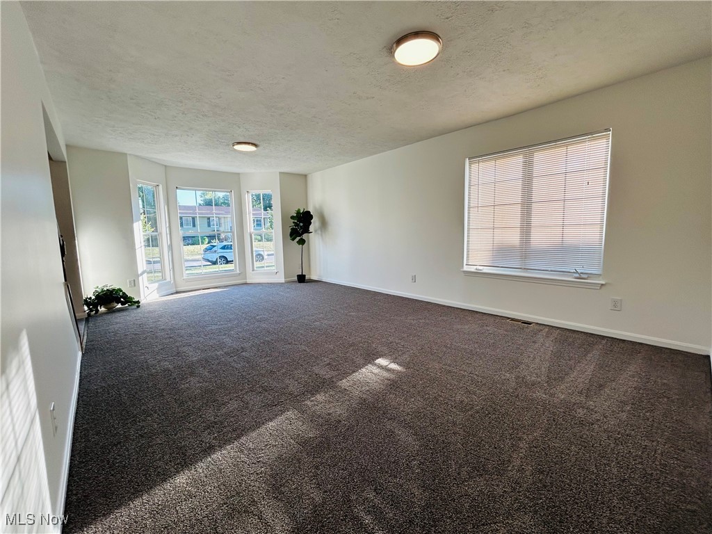 Twinsburg, Ohio 44087, United States, 4 Bedrooms Bedrooms, ,3 BathroomsBathrooms,Residential,Active,209218