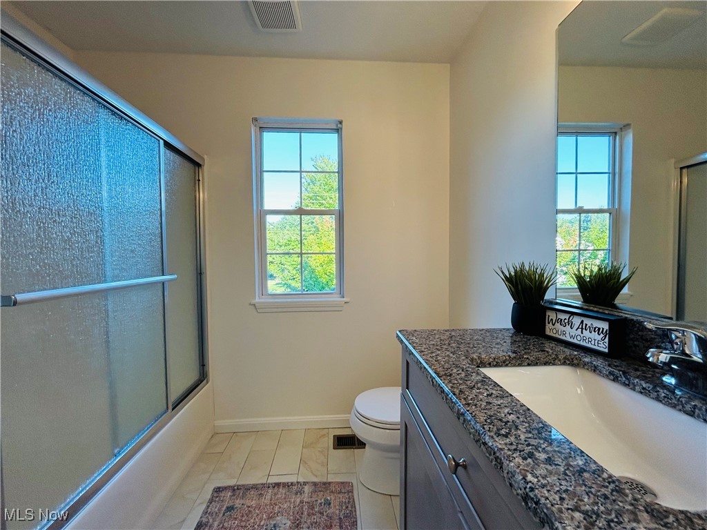 Twinsburg, Ohio 44087, United States, 4 Bedrooms Bedrooms, ,3 BathroomsBathrooms,Residential,Active,209218