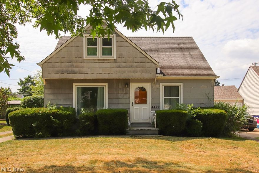 Welcome to this cute 2 bedroom home! With some TLC you could make this your dream home.  Two car garage.  Fully fenced in yard.  Make your appointment today!