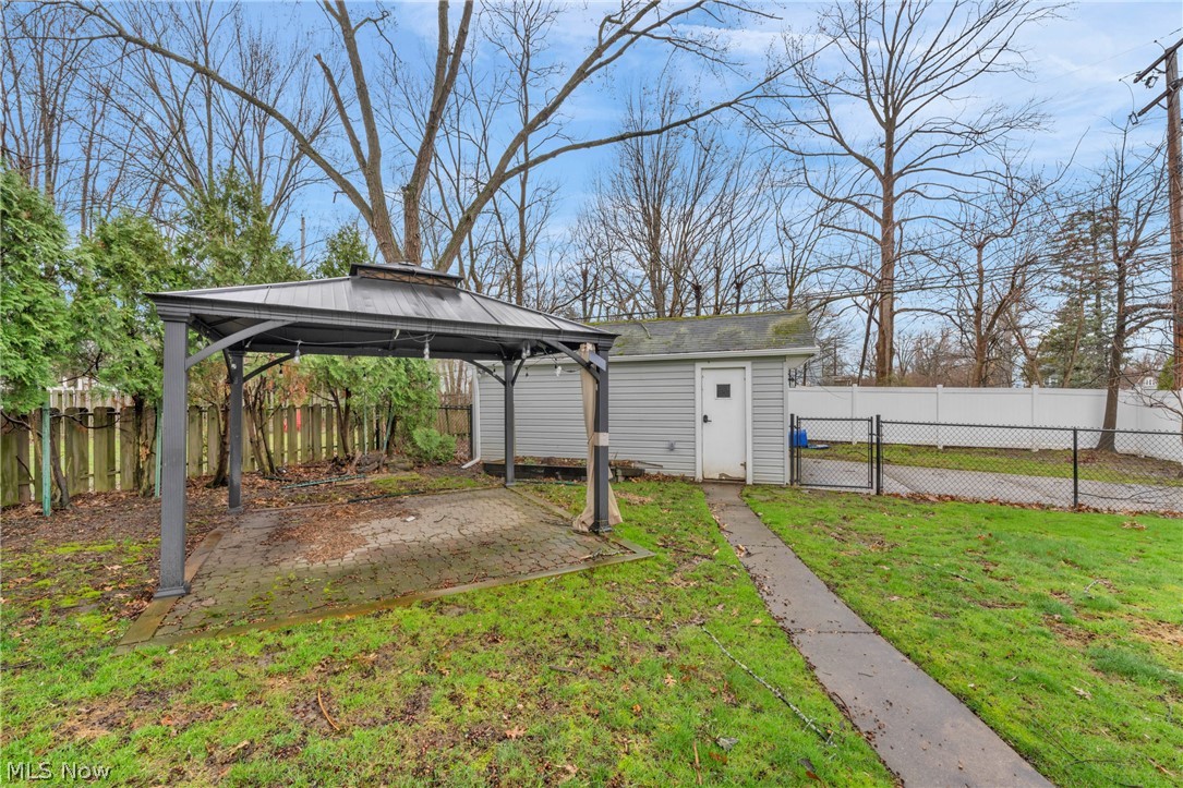 J L Free Land Cos Crown Point - Residential