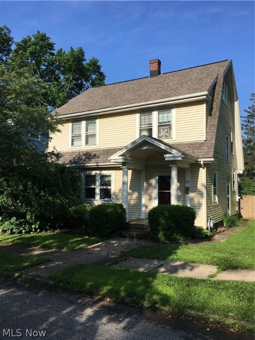 Located one block from the College of Wooster, this charming cape cod offers the perfect blend of history and modern amenities.  With all the beautiful woodwork and hardware still in place the home offers an updated eat in kitchen with stainless steel appliances, spacious living room with mosaic tile fireplace, dining room, sunroom and a half bath complete the main level.  Upstairs there are four bedrooms, an updated bathroom all complemented with lovely built in storage.  The attic features a large finished bonus room.  The private backyard has a wonderful deck for entertaining and the one car garage and carport are located off the back alley for convenient off street parking.  Taxes reflect 2.5% reduction.