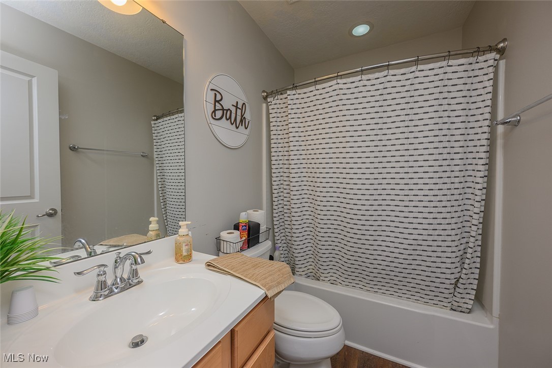 Emerald Estates 06 - Residential