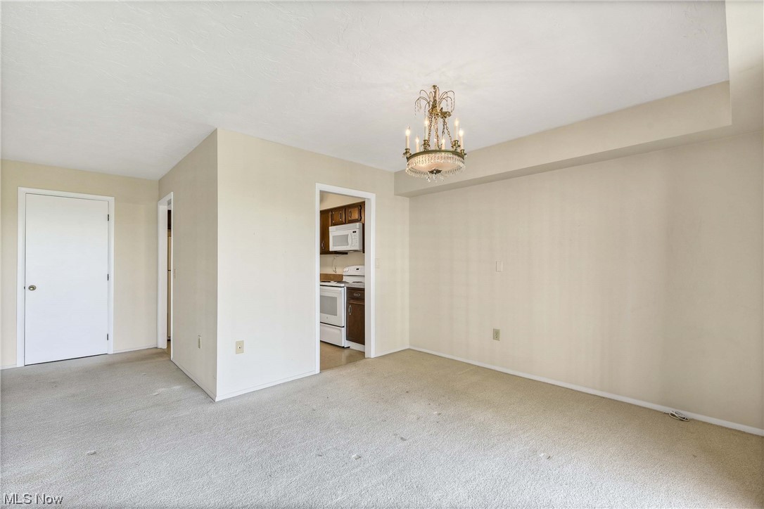 Meridian Condo - Residential