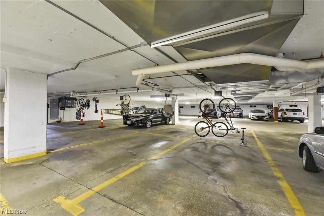 Meridian Condo - Residential