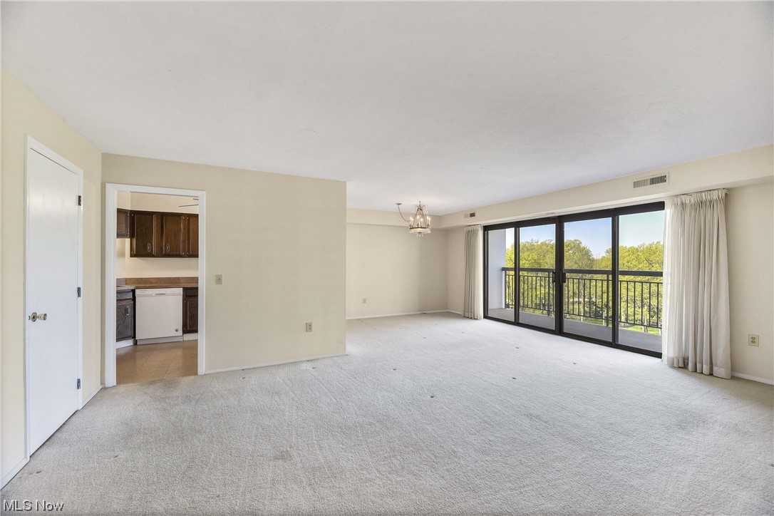 Meridian Condo - Residential