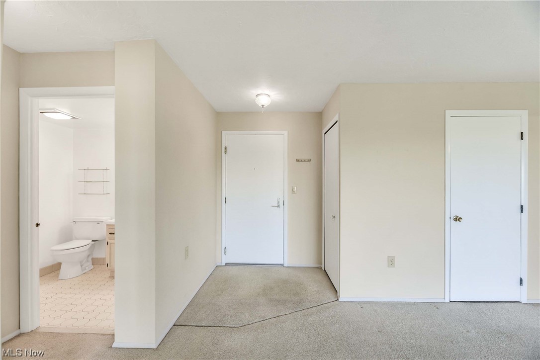 Meridian Condo - Residential