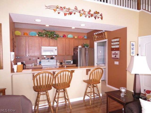 Residence/Green Condos Ph I - Residential