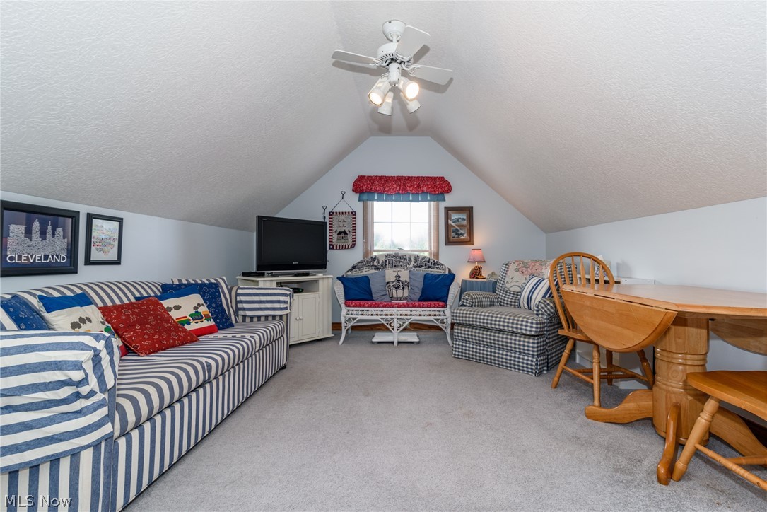 Montville Farms Medina - Residential