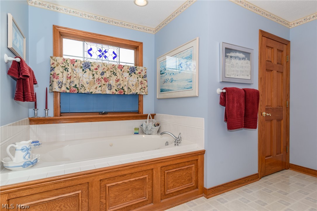 Montville Farms Medina - Residential