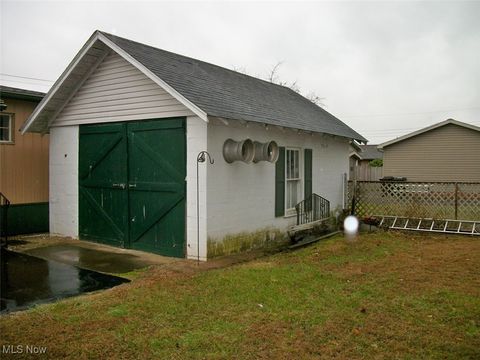 Tiny photo for 2318 Washington Boulevard, Belpre, OH 45714 (MLS # 5179092)