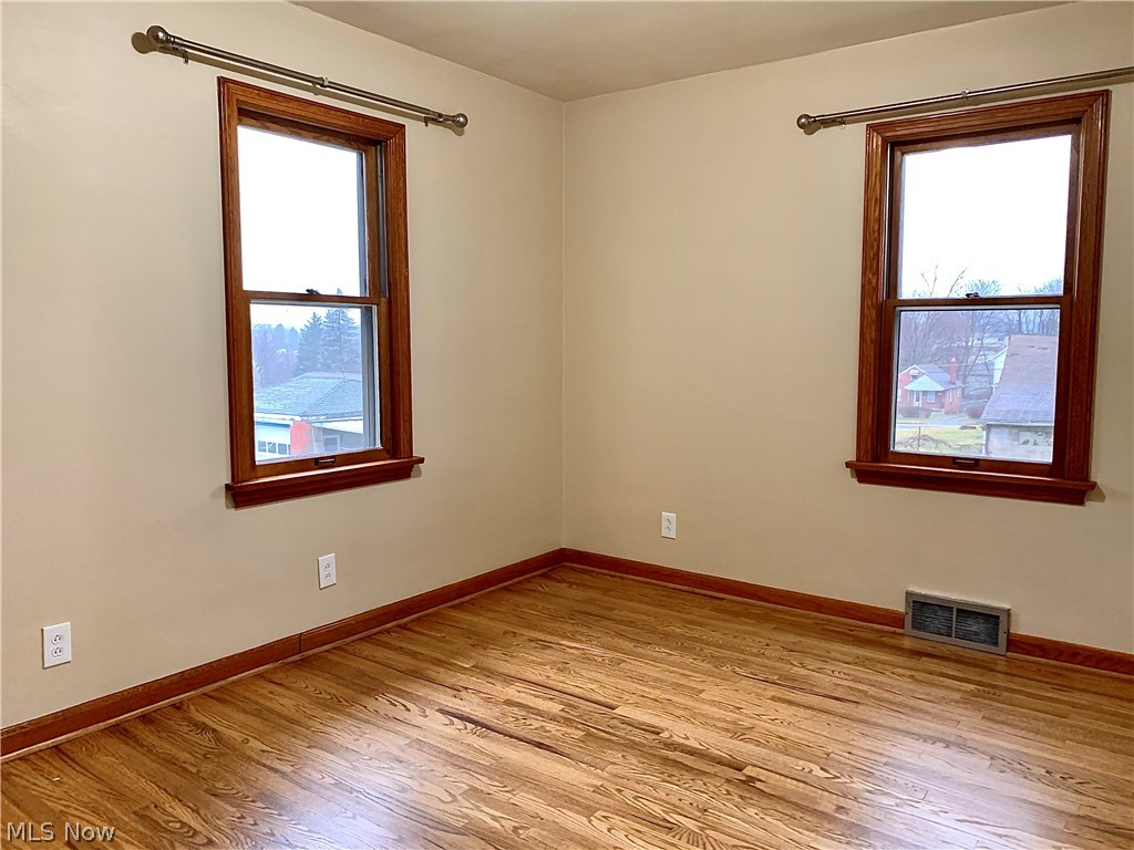 East Youngstown Land & Improve - Residential