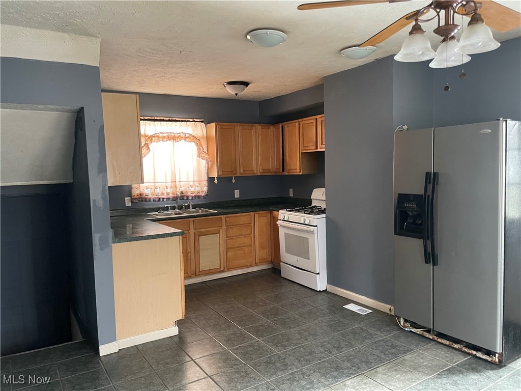 Mosser - Residential Lease