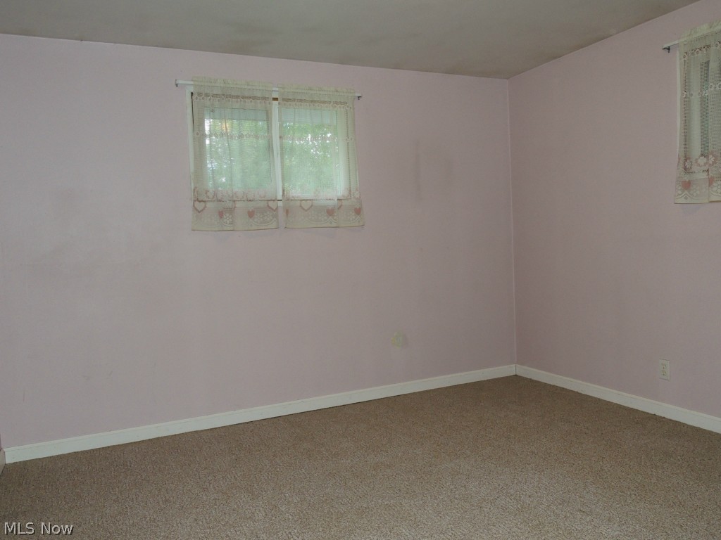 Briar Root Manor - Residential