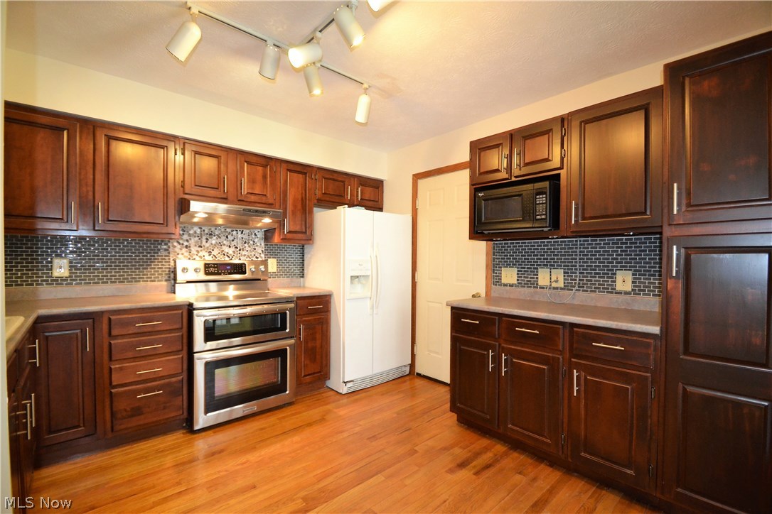 Woodlake Condo - Residential