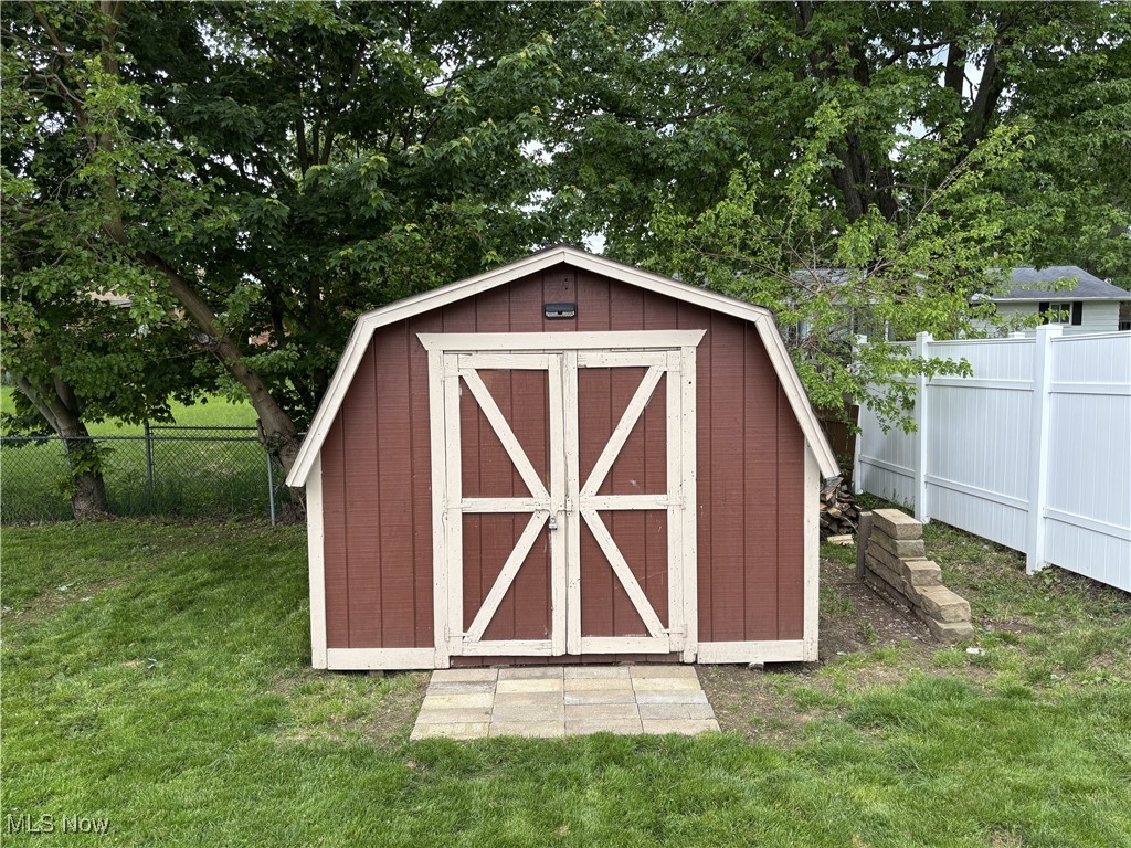 520 Longview Avenue, Canal Fulton, Ohio image 6