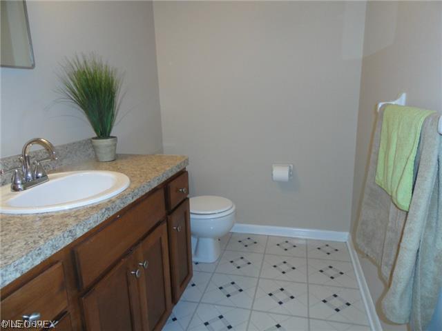 Golden Oaks - Residential Lease