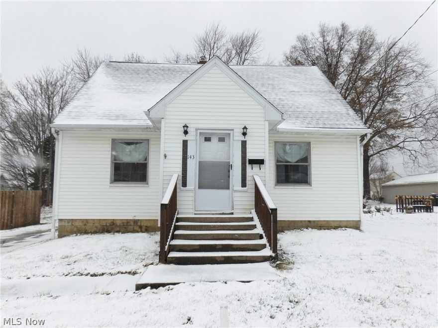 Located in Struthers is this 3 Bedroom/2 Bath house.  Main floor has 1 bedroom, a full bath, kitchen, dining room and living room.  2nd full bath and 2 other bedrooms are on the upper level.  Full basement with washer and dryer connections, 1 car detached garage and back patio.  Monthly rent is $800.00 plus tenant pays all utilities.  If a 2 year lease is signed monthly rent will be $725.00.  Full security deposit of $800.00 or $725.00 plus first months rent is due before an approved tenant can move in.  No smoking, no pets and no Section 8.