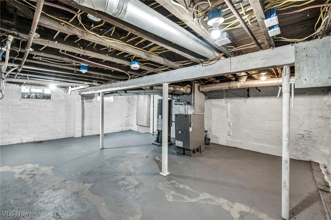 3884 W 37th Street, Cleveland, Ohio image 33