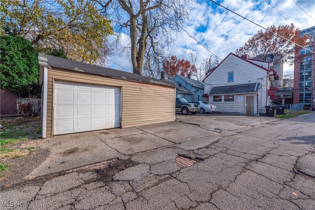 Brainard - Residential