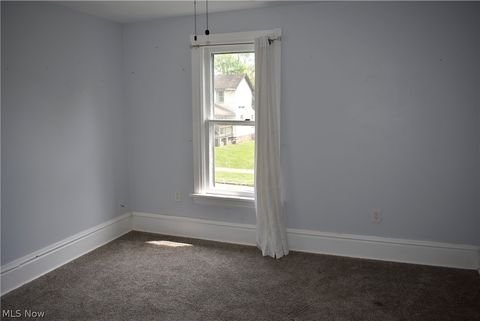 Tiny photo for 246 E 7th Street, Salem, OH 44460 (MLS # 5210509)