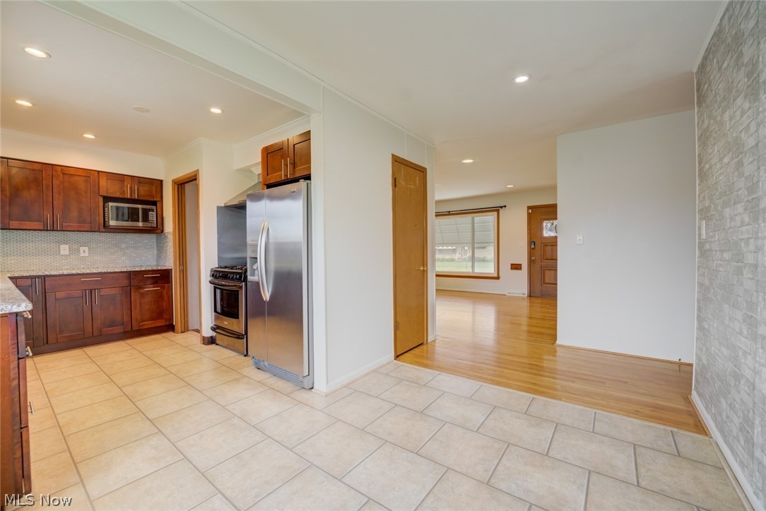 Brooklyn Airport - Residential