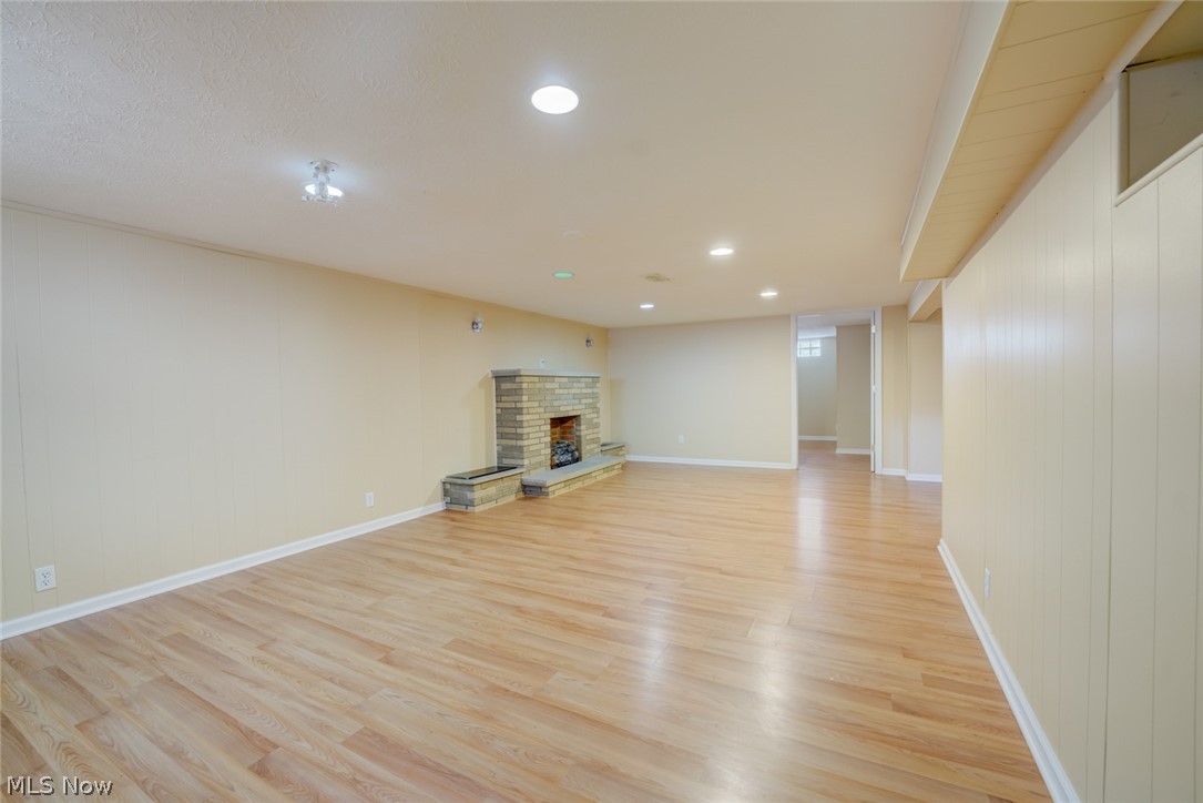 Brooklyn Airport - Residential