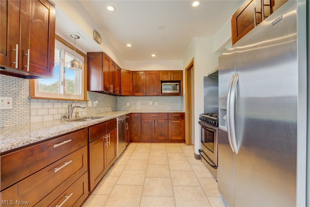 Brooklyn Airport - Residential