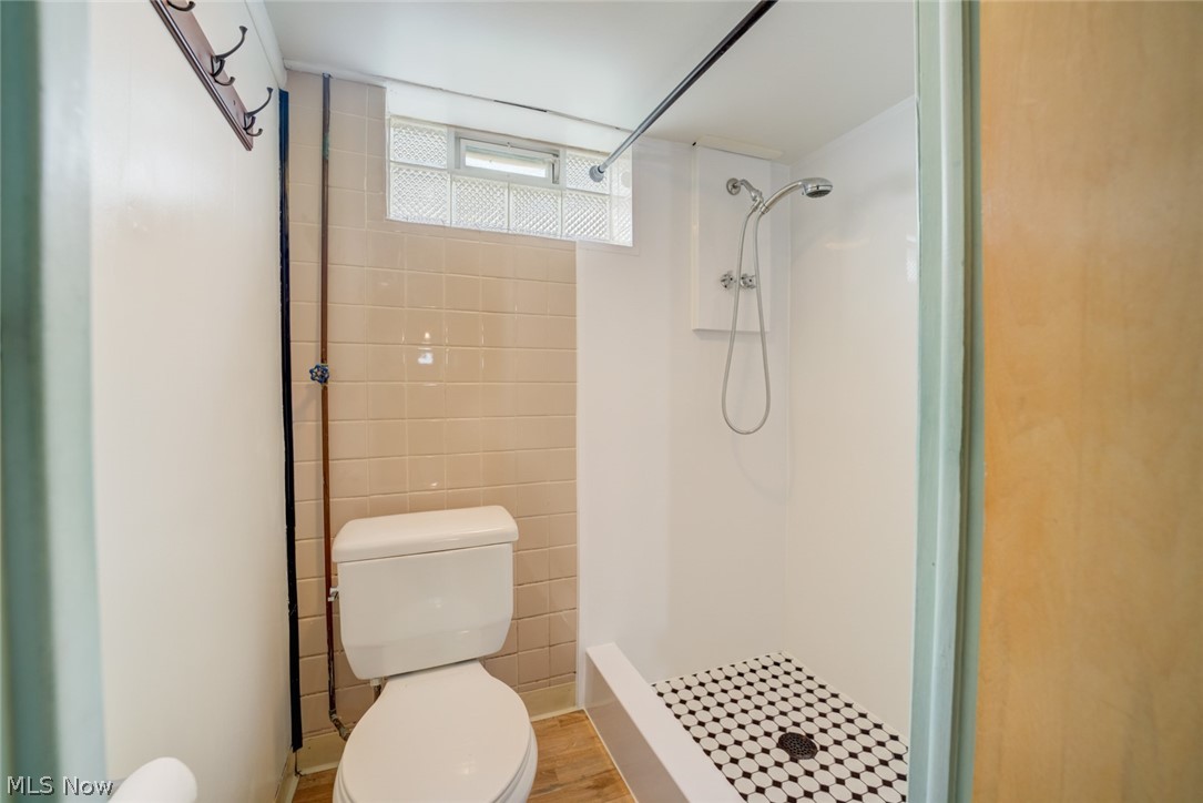 Brooklyn Airport - Residential