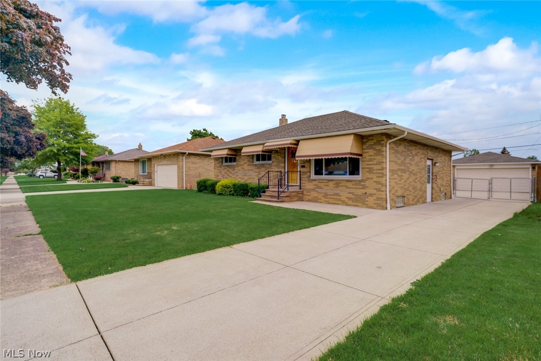 Brooklyn Airport - Residential