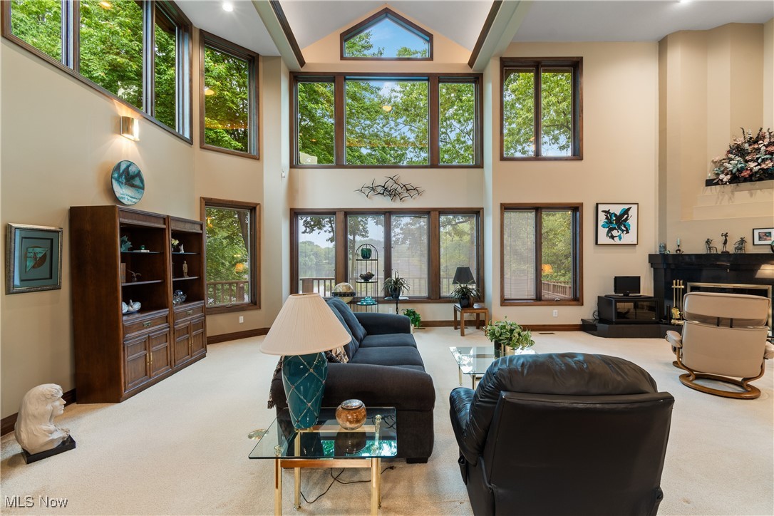 6849 Chillingsworth Circle, Canton, Ohio image 19