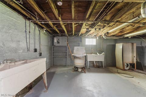 Tiny photo for 477 E 148th Street, Cleveland, OH 44110 (MLS # 5239597)
