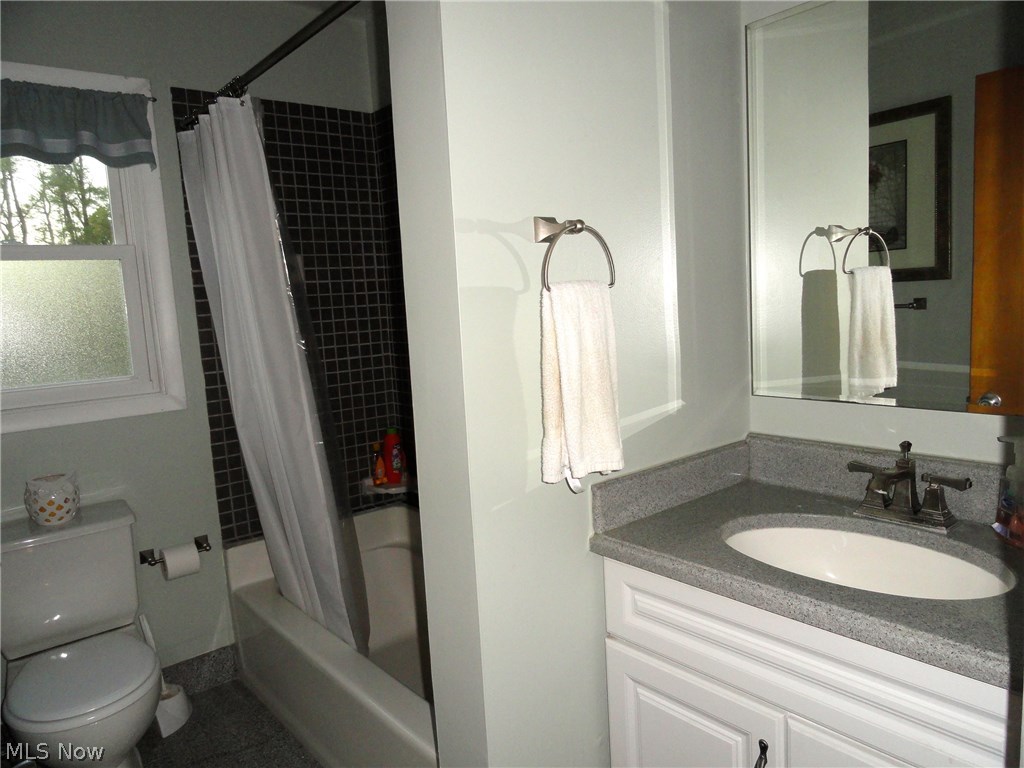 Village/Munroe Falls - Residential