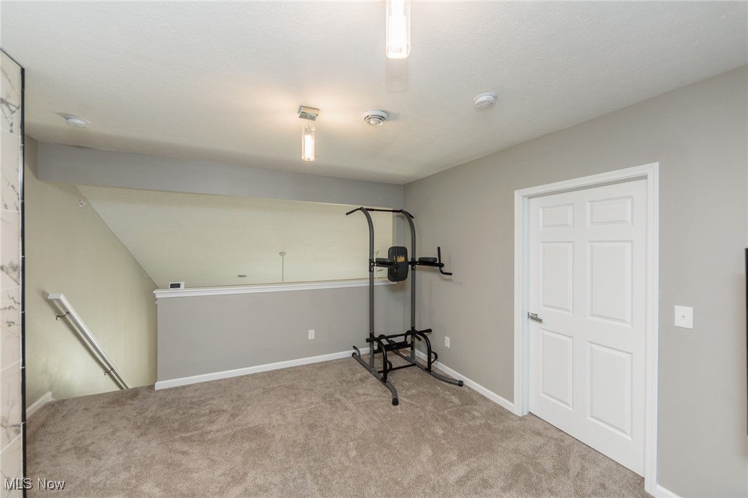 Residence On The Green - Residential