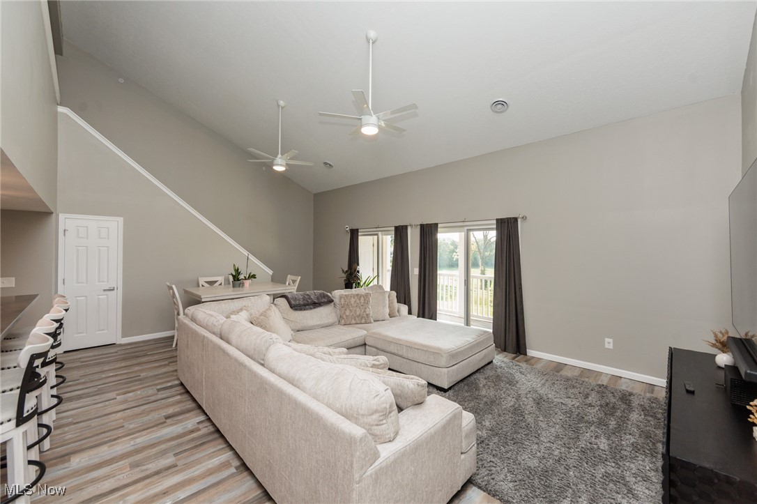 Residence On The Green - Residential