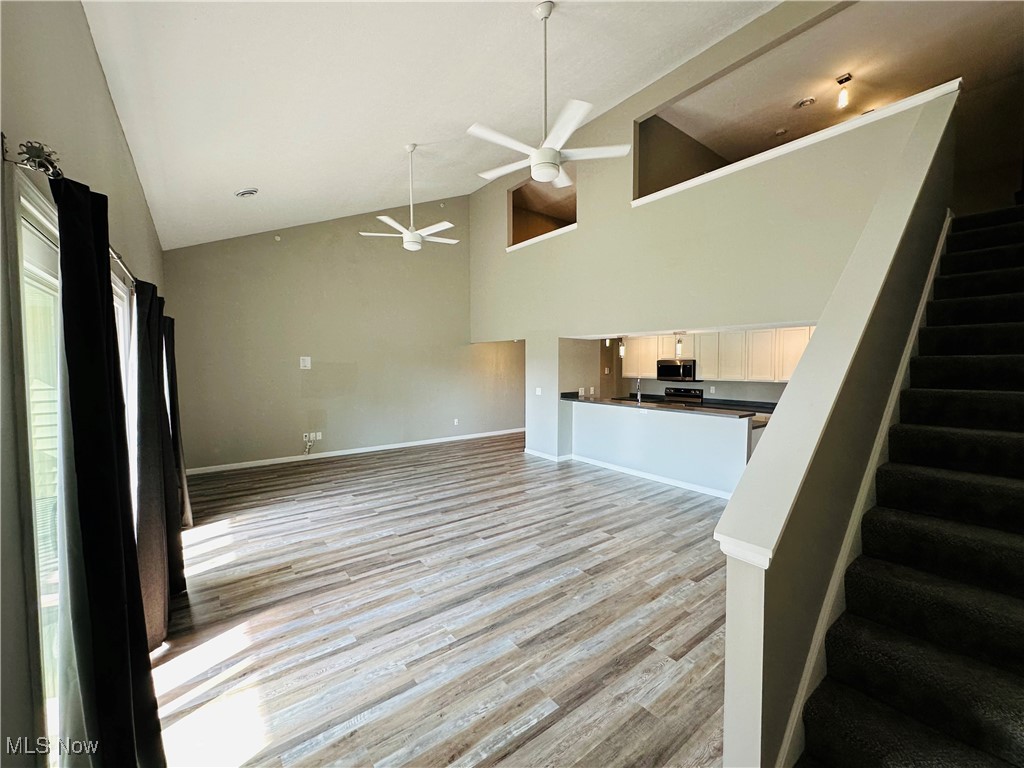 Residence On The Green - Residential