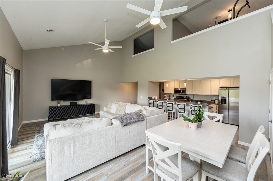 Residence On The Green - Residential