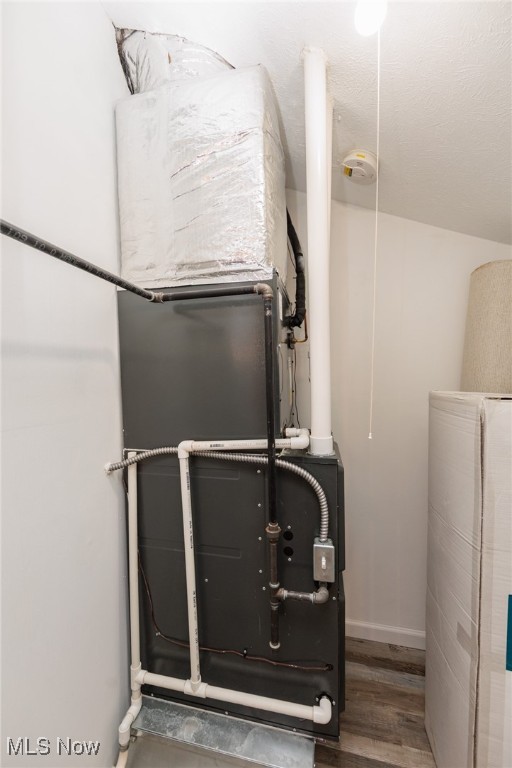 Residence On The Green - Residential