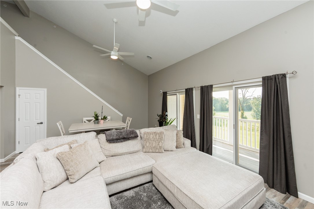 Residence On The Green - Residential