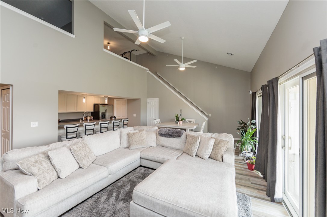 Residence On The Green - Residential