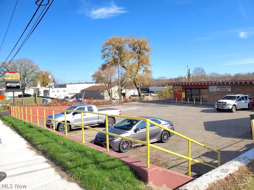 Barberton - Commercial Sale