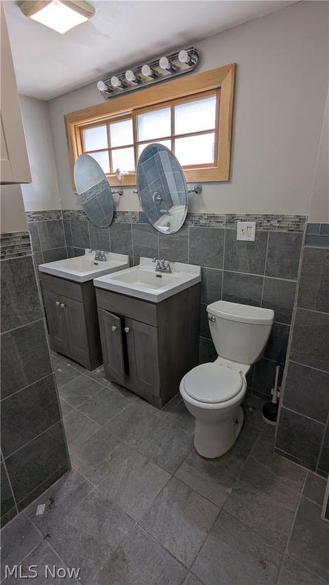 Tiny photo for 1411 Yale Ave NW, Canton, OH 44703 (MLS # 5237574)