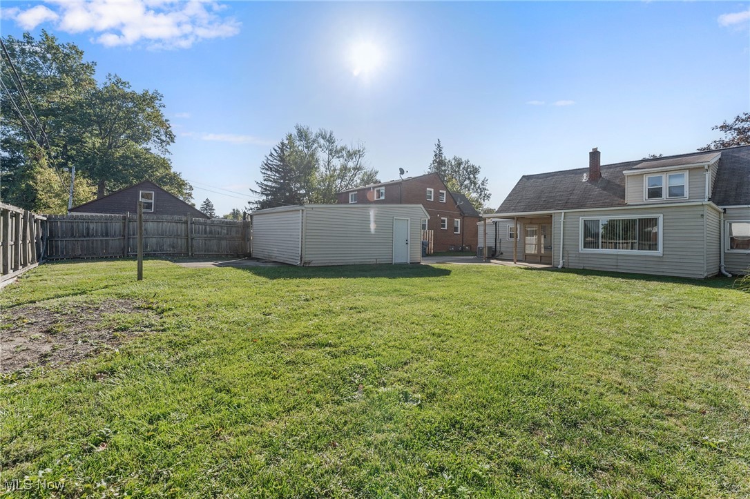 Fournier Bungalow - Residential